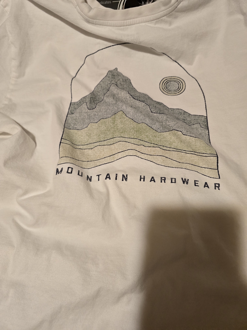 Mountain Hardwear Graphic Tee - White with Green & Gray Mountain Print Xl